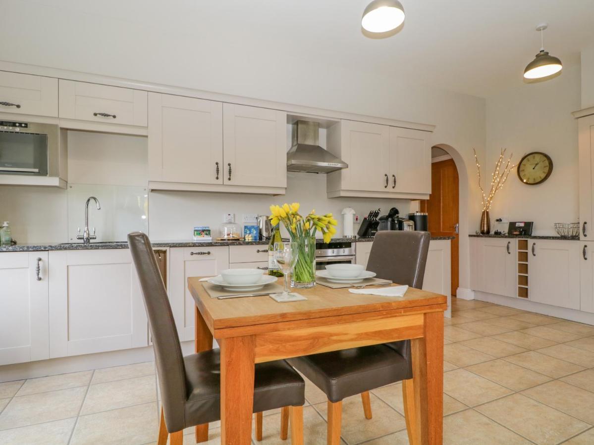 קזיק Garden Cottage מראה חיצוני תמונה