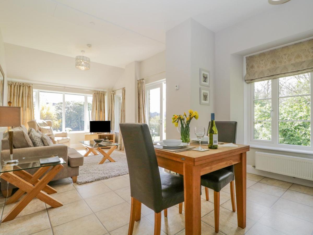 קזיק Garden Cottage מראה חיצוני תמונה